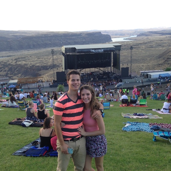 Meet your Posher, Mykaela - Picture 5 of 8